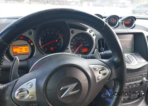 2010 Nissan 370Z Touring z USA, uszkodzony, nr VIN JN1AZ4EH2AM501100